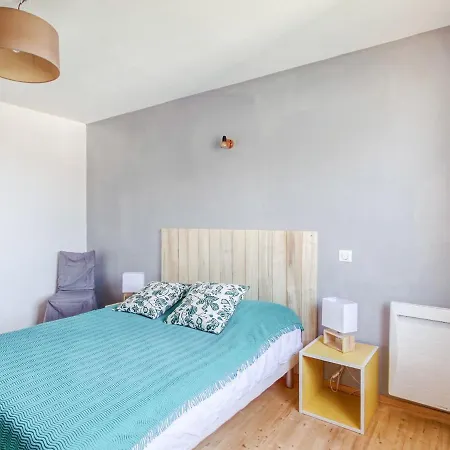Pleasant In Holiday home Challerange