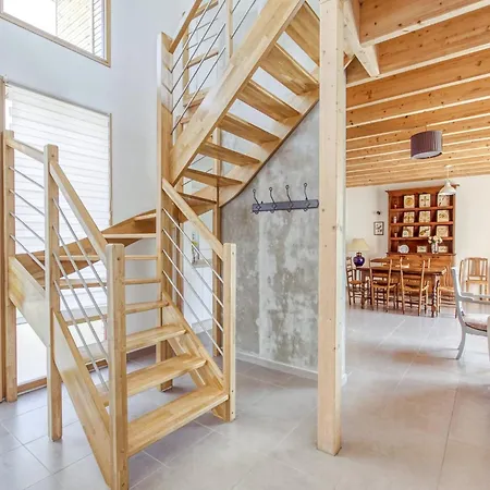 Pleasant In Casa vacanze Challerange